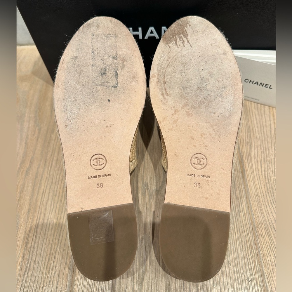 CHANEL Women's Beige and Black Espadrille Mules - Picture 10 of 15
